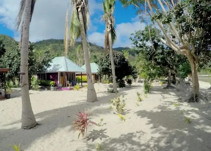 White Sandy Beach-Best Manta Snorkeling